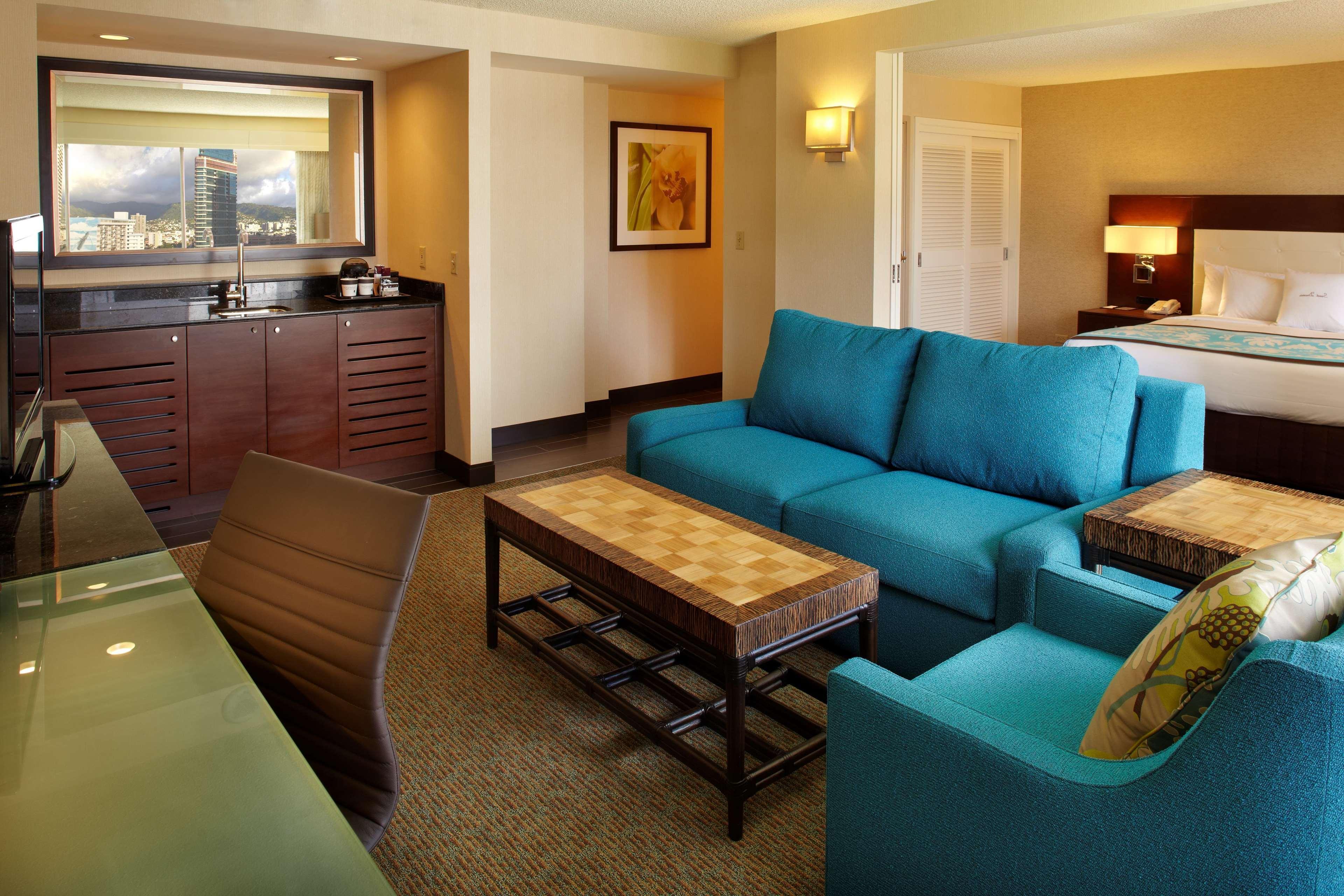 Holiday Inn Express Waikiki, an IHG Hotel Honolulu Bagian luar foto