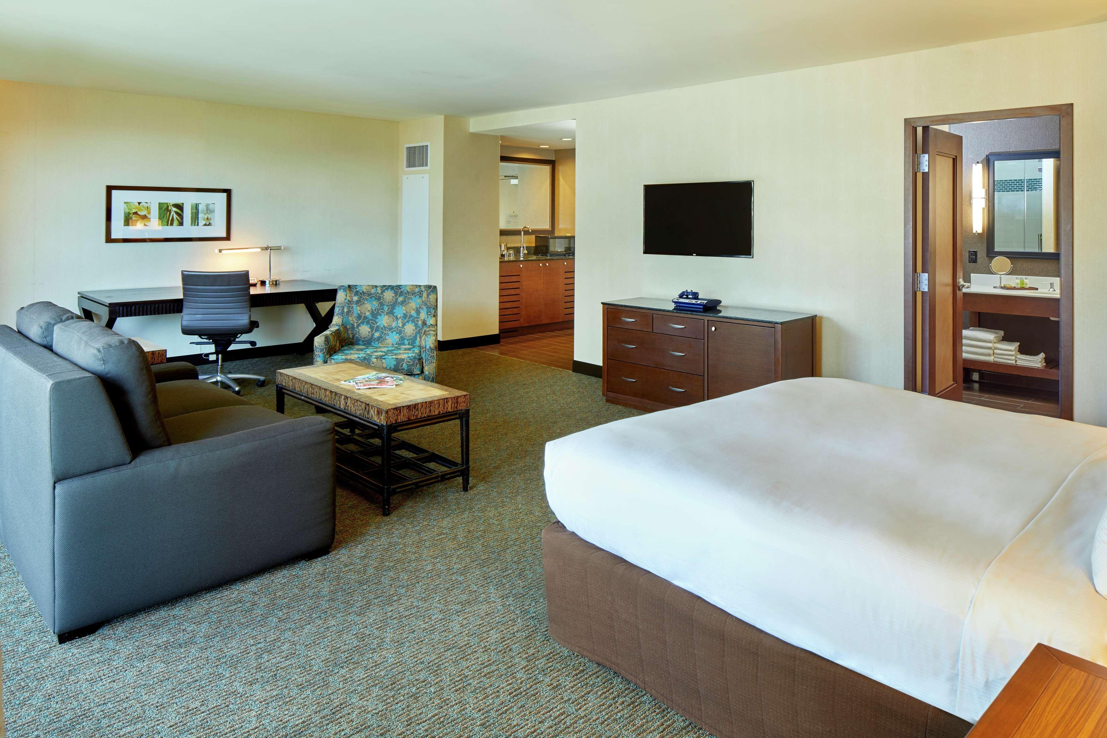 Holiday Inn Express Waikiki, an IHG Hotel Honolulu Bagian luar foto
