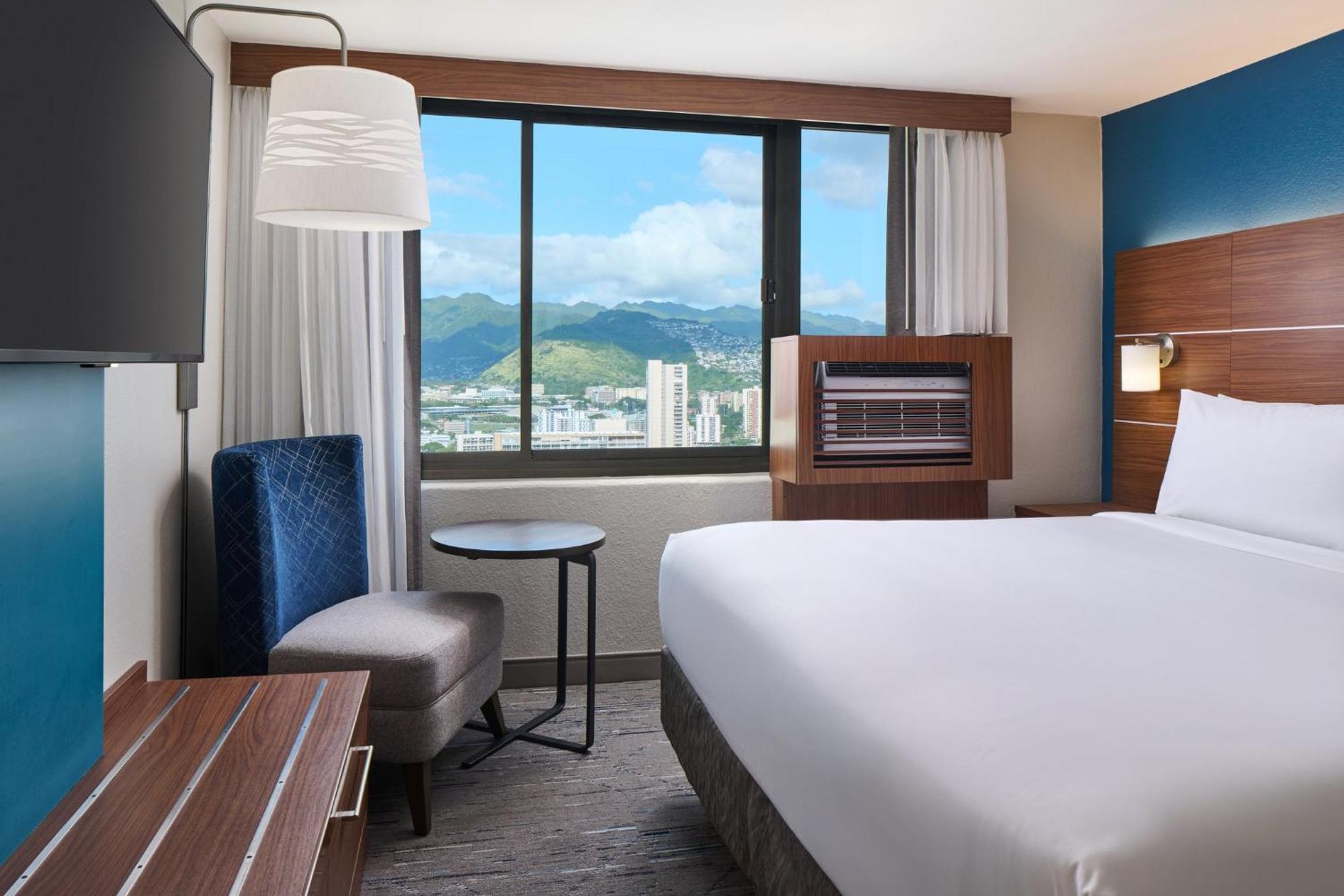 Holiday Inn Express Waikiki, an IHG Hotel Honolulu Bagian luar foto
