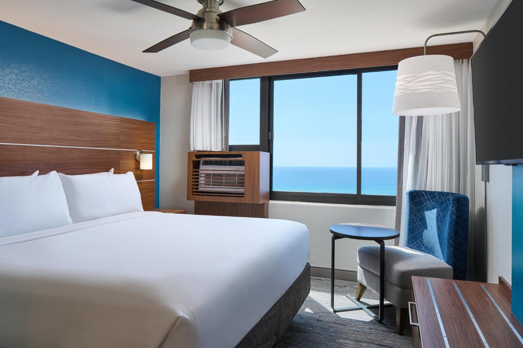 Holiday Inn Express Waikiki, an IHG Hotel Honolulu Bagian luar foto