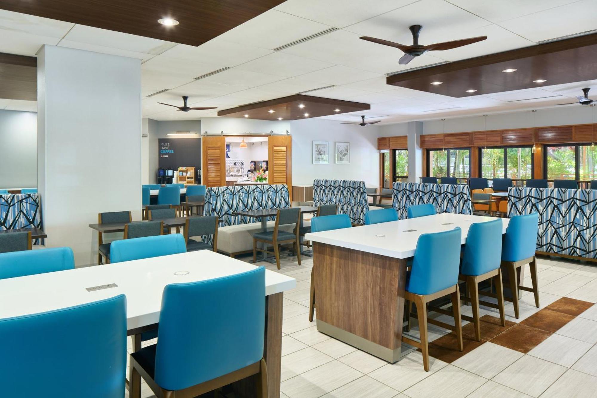 Holiday Inn Express Waikiki, an IHG Hotel Honolulu Bagian luar foto